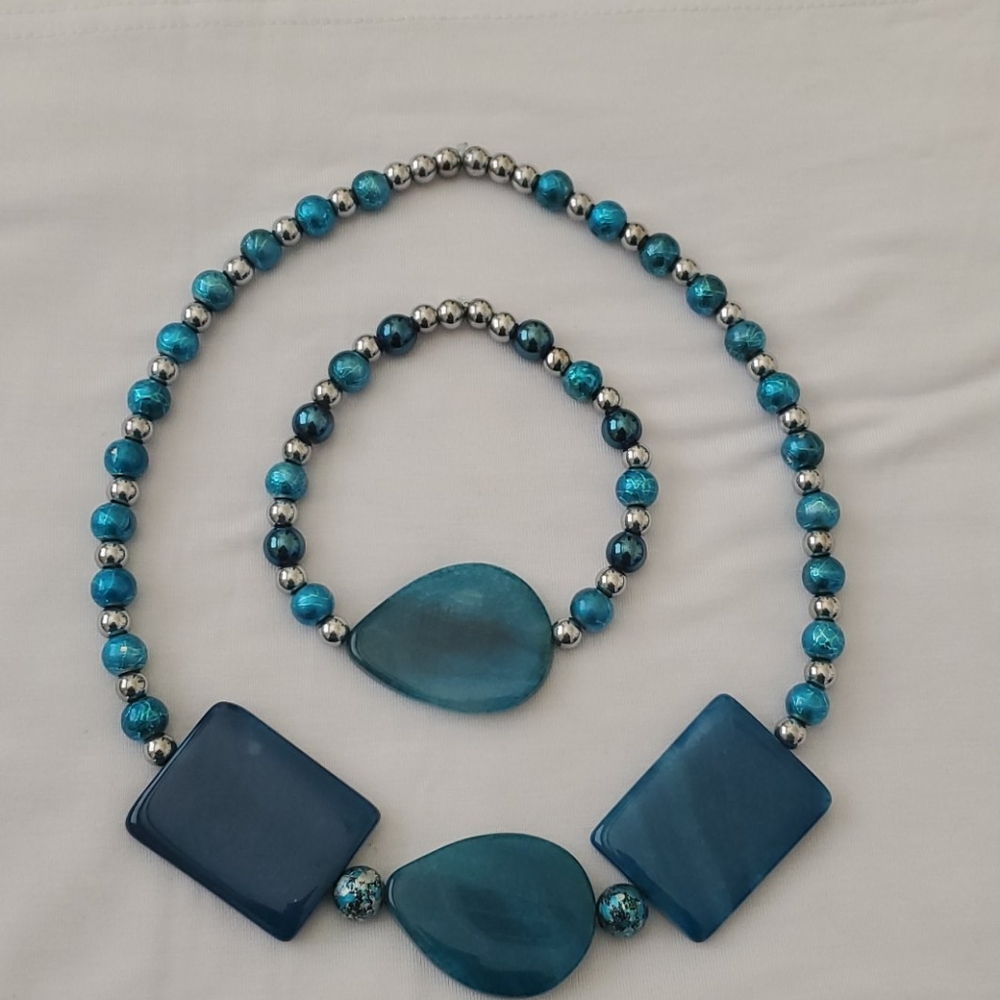 Beaded Costume Necklace and Bracelet